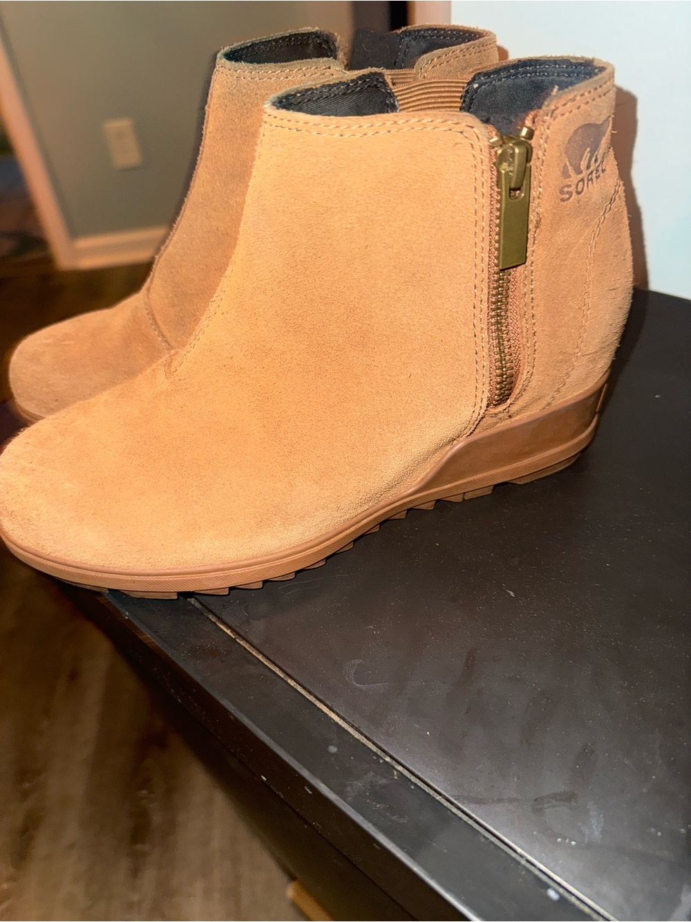 Sorel Women's Tan Suede Wedge Ankle Booties with Side Zip
